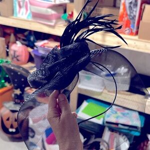 Black fascinator
